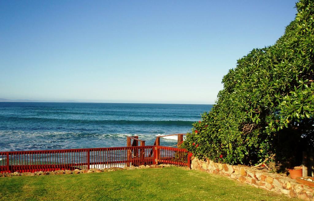 Jeffreys Bay Beach House Bed & Breakfast Exterior photo