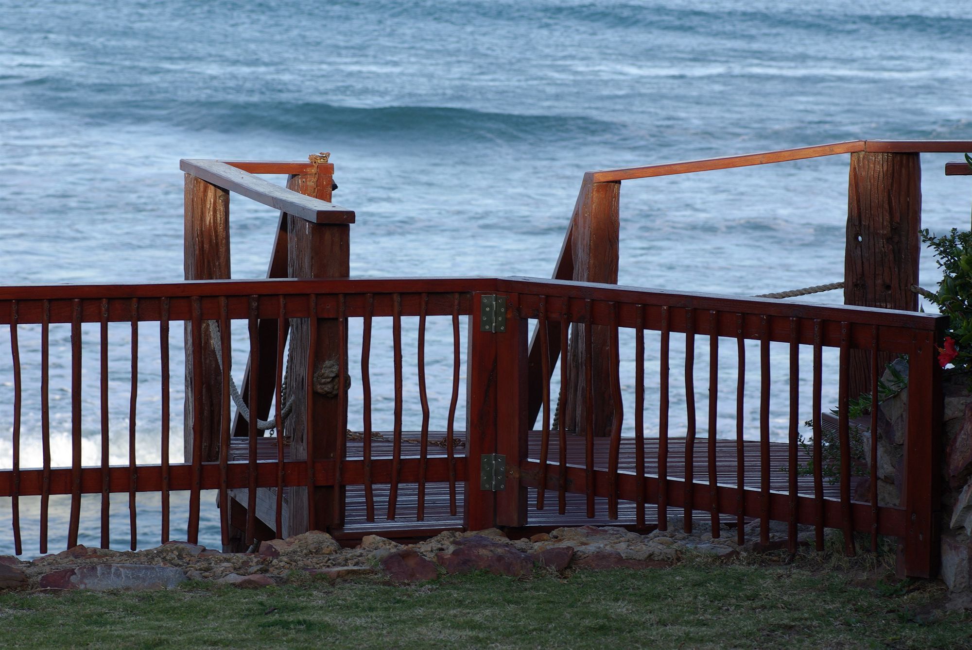 Jeffreys Bay Beach House Bed & Breakfast Exterior photo